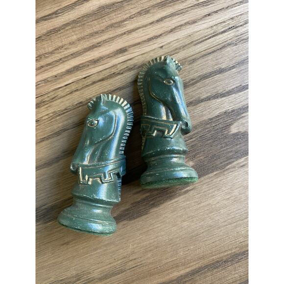 Vintage Midcentury Medieval Duncan Ceramic Hand Painted Chess Pieces Knights - Picture 2 of 4